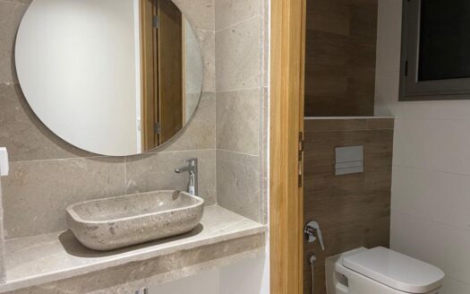 Location Appartement S+4, La Soukra