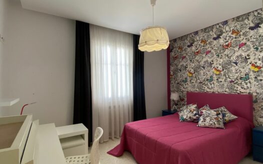 Location Etage de Villa S+4 Meublé