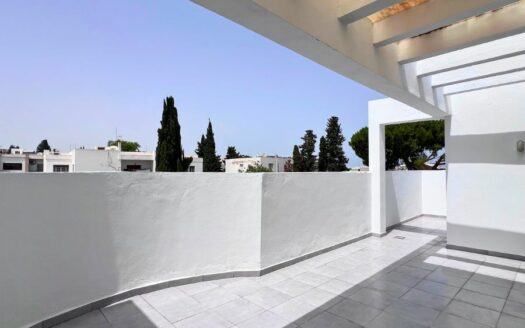 Appartement S+3 à Louer à El Menzah 4