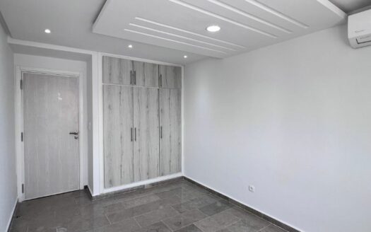 Appartement S+3 à Louer à El Menzah 4