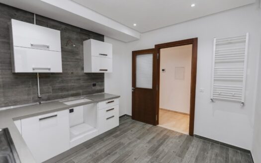 Vente appartement 2 pièces, Ennasr 2