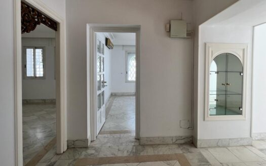 villa à louer S+6 avec magnifique jardin