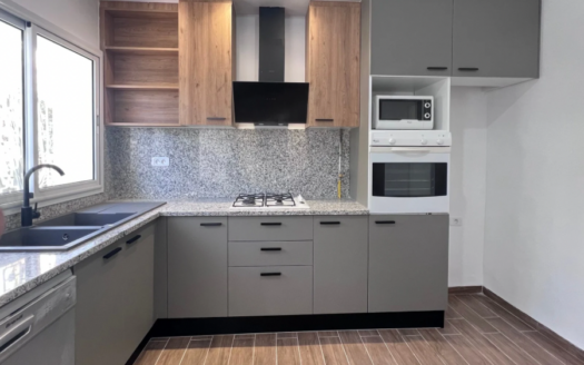 Location Appartement S+3 Rénové, El Menzah 9A